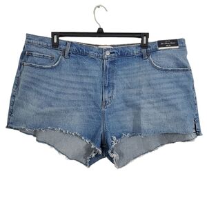 NWT Abercrombie & Fitch Curve Love Mom Short Denim Jean Cutoff High Rise Size 36